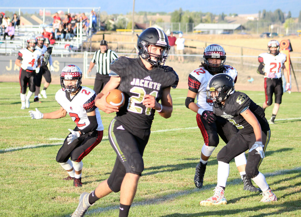 Stevensville's Jaren Gum runs for touchdown (copy)